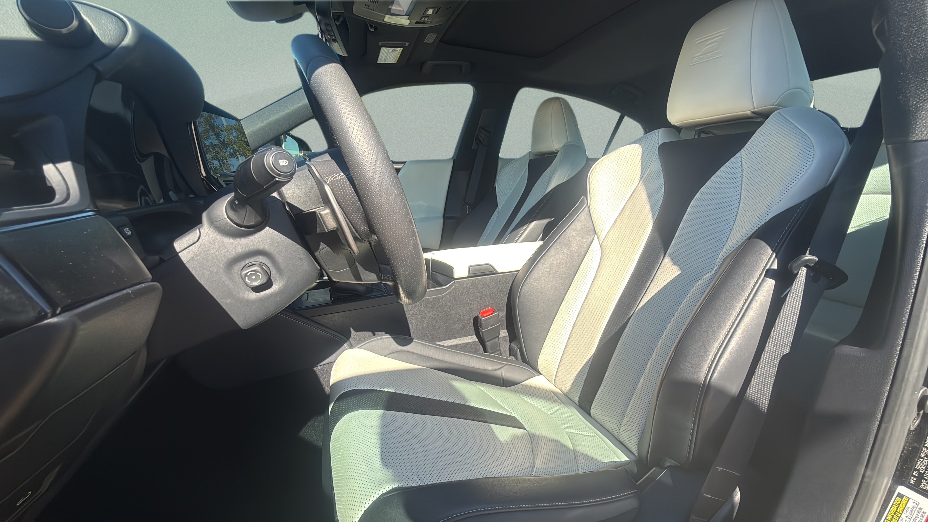 Certified 2024 Lexus ES 350 F Sport w/ Accessory Package (Z2) FWD image 10