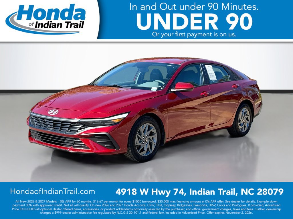 Used 2024 Hyundai Elantra SEL FWD image 3