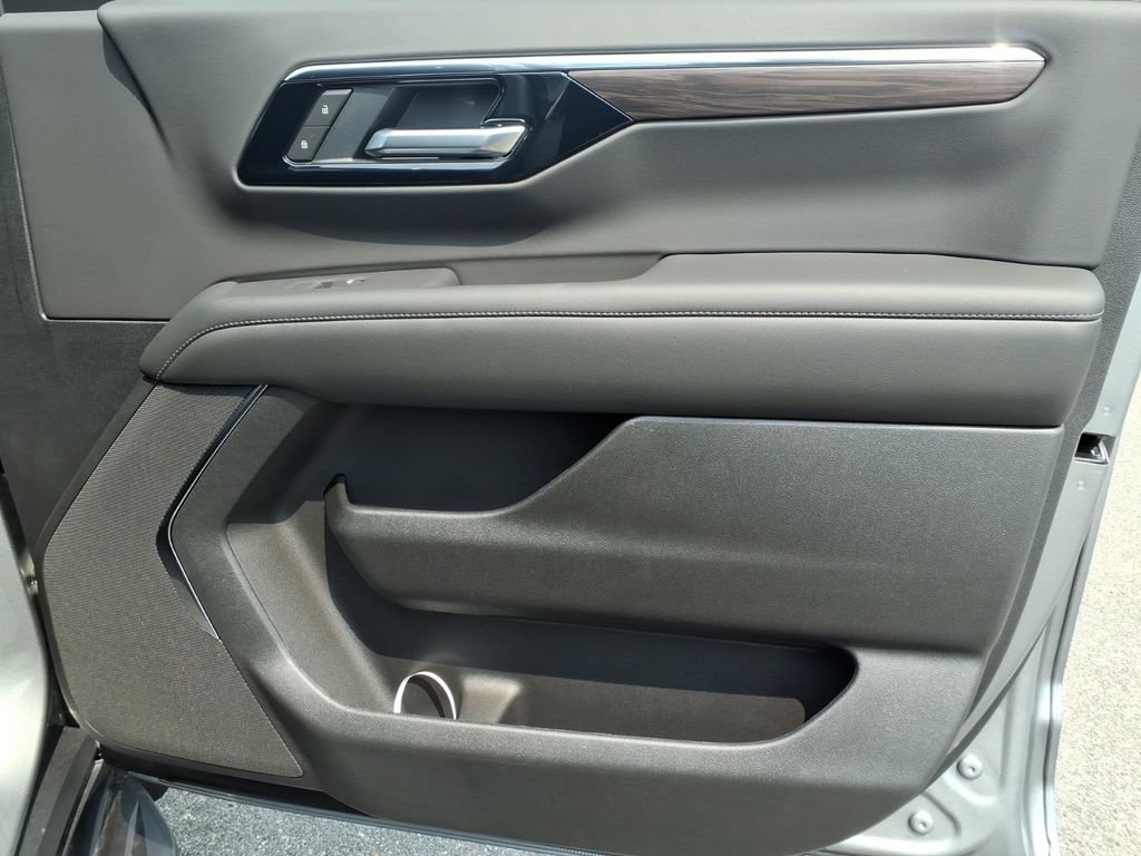 New 2026 Chevrolet Tahoe LS AWD/4WD image 19