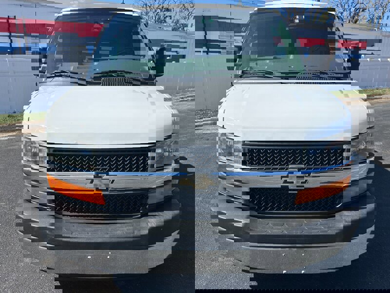 Used 2013 Chevrolet Express 1500 LT w/ LT Preferred Equipment Group image 8