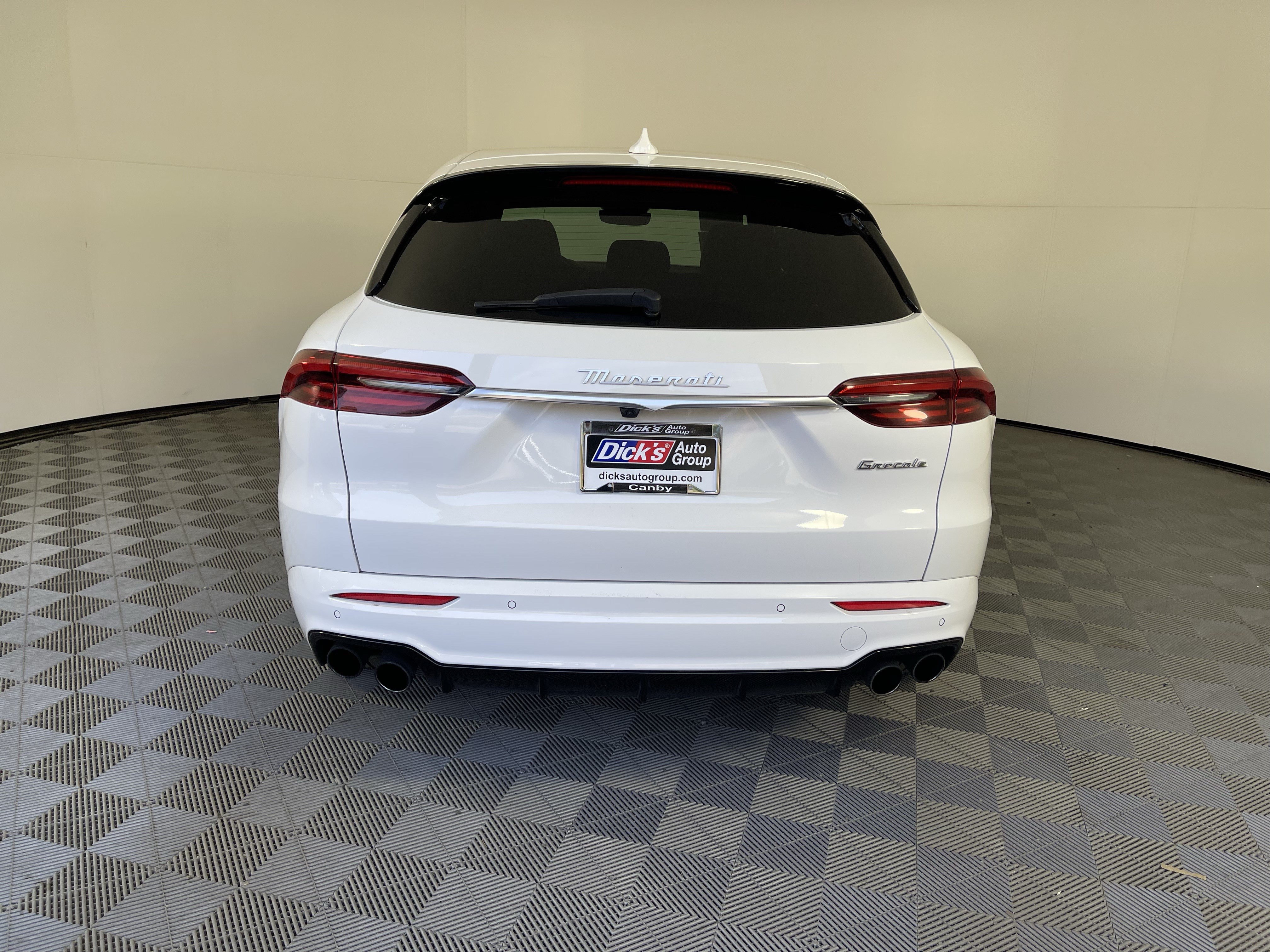 Used 2024 Maserati Grecale GT AWD/4WD image 4