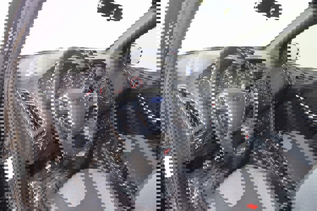 Used 2014 Ford Focus ST image 18