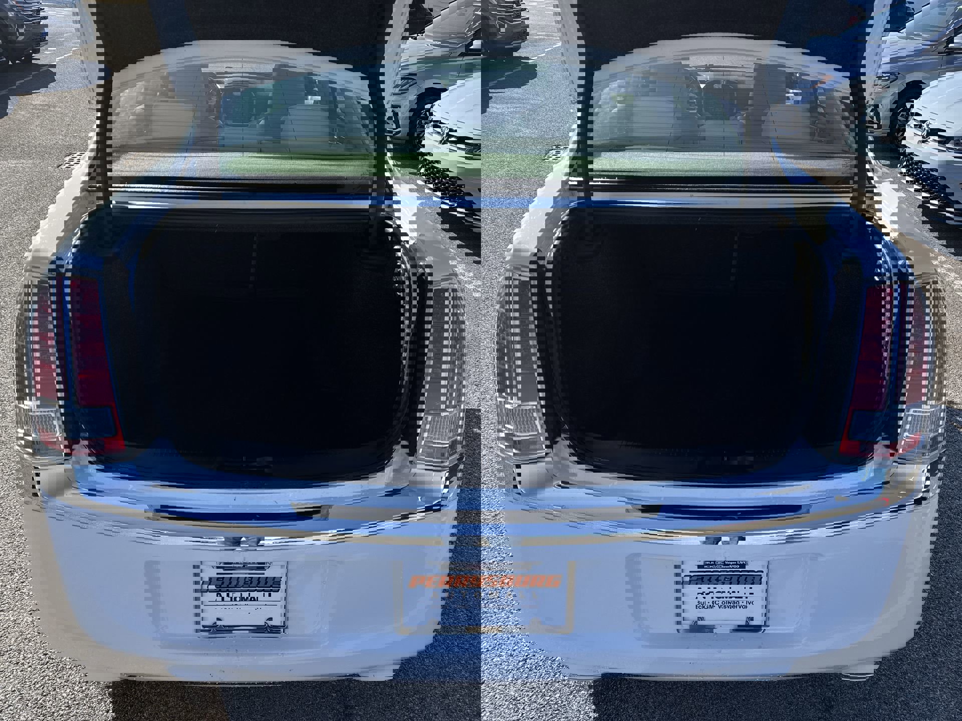 Used 2013 Chrysler 300 C image 25