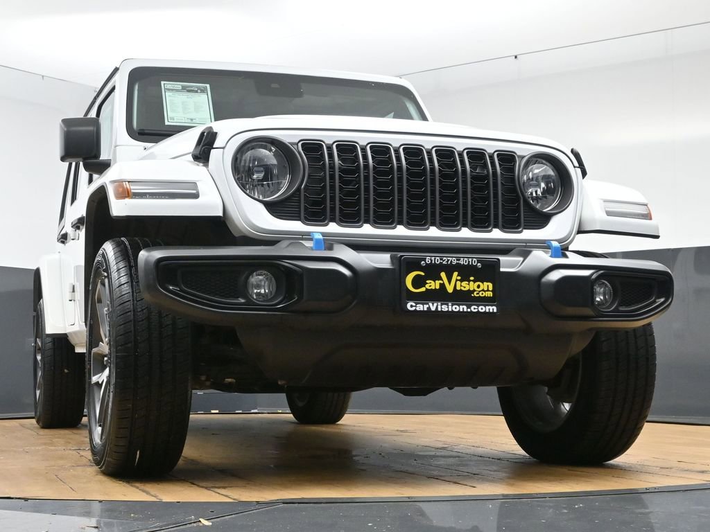 Used 2024 Jeep Wrangler Unlimited w/ Convenience Group AWD/4WD image 52