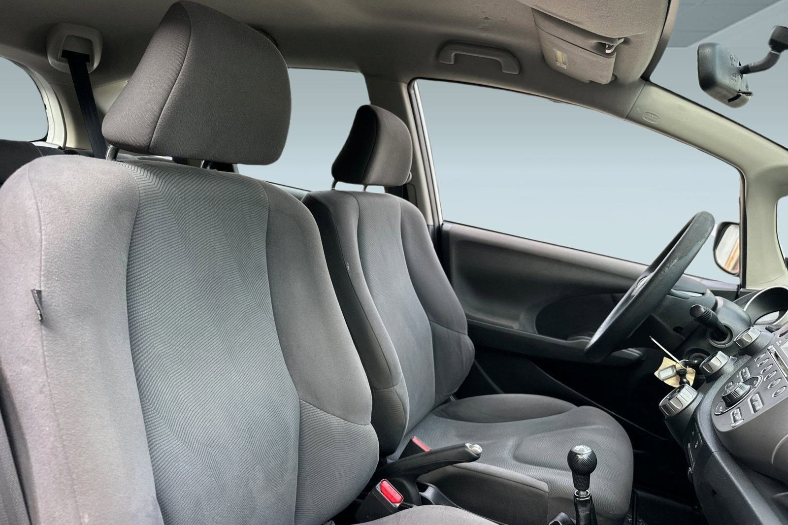 Used 2013 Honda Fit 5dr HB Man image 29