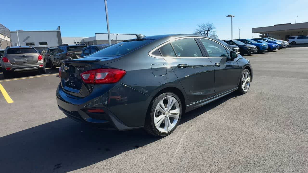 Used 2018 Chevrolet Cruze Premier w/ RS Package image 8