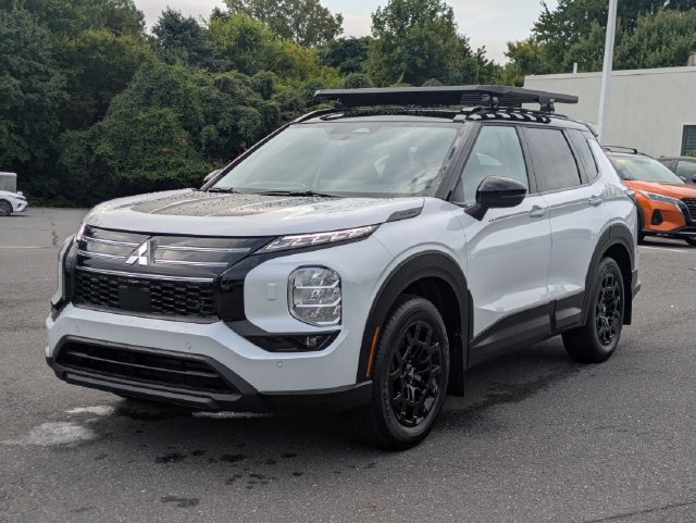 New 2025 Mitsubishi Outlander AWD image 7