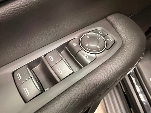 Used 2025 GMC Yukon Denali w/ Denali Reserve Package AWD/4WD image 30