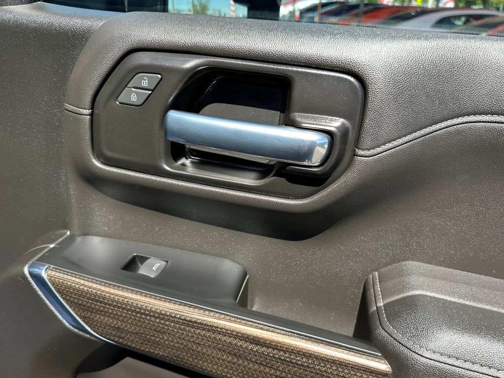 Used 2021 Chevrolet Silverado 1500 LT Trail Boss w/ Bed Protection Package AWD/4WD image 16
