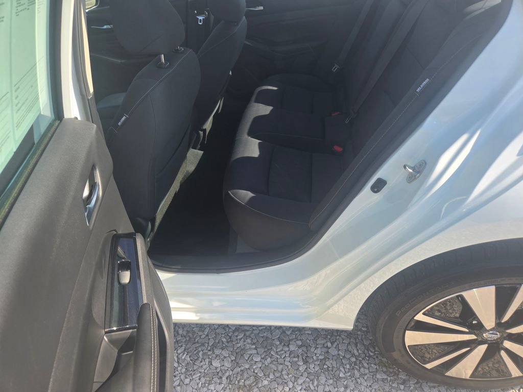Used 2021 Nissan Altima 2.5 SV AWD/4WD image 7