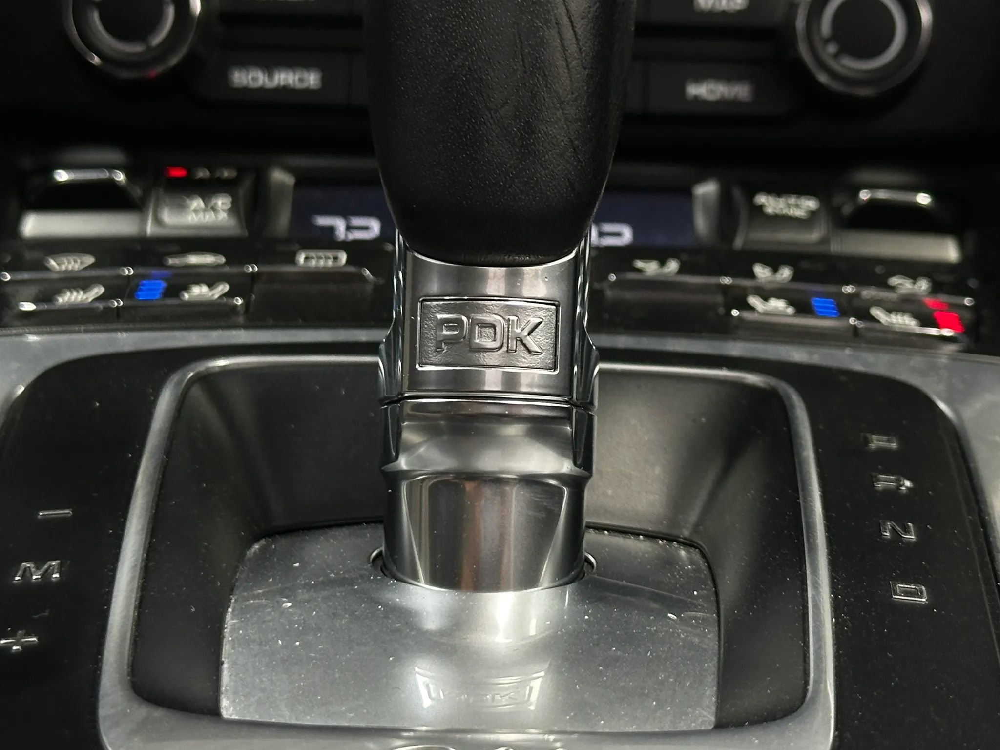 Used 2019 Porsche 911 Carrera image 40