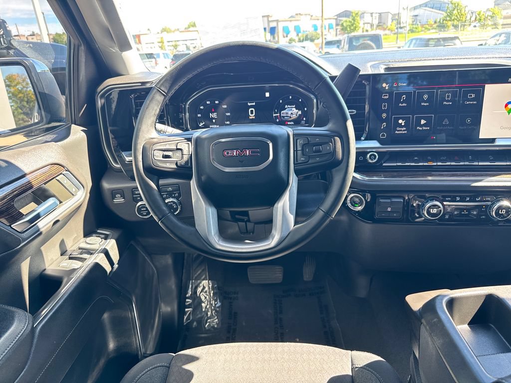 Used 2023 GMC Sierra 1500 SLE AWD/4WD image 13