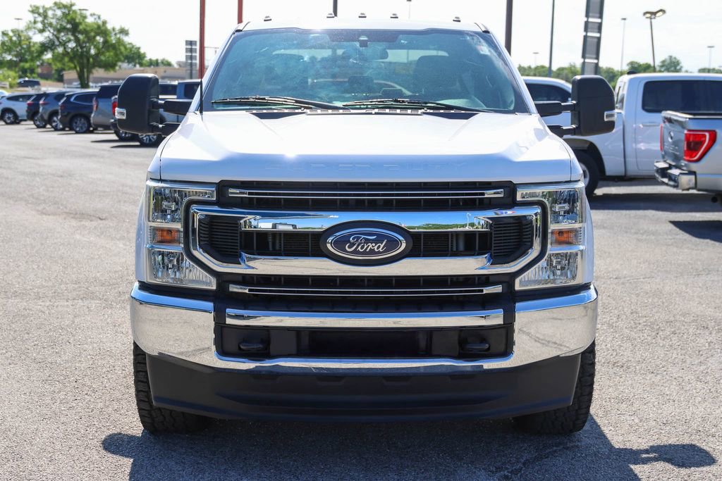 Used 2022 Ford F250 XLT AWD/4WD image 2