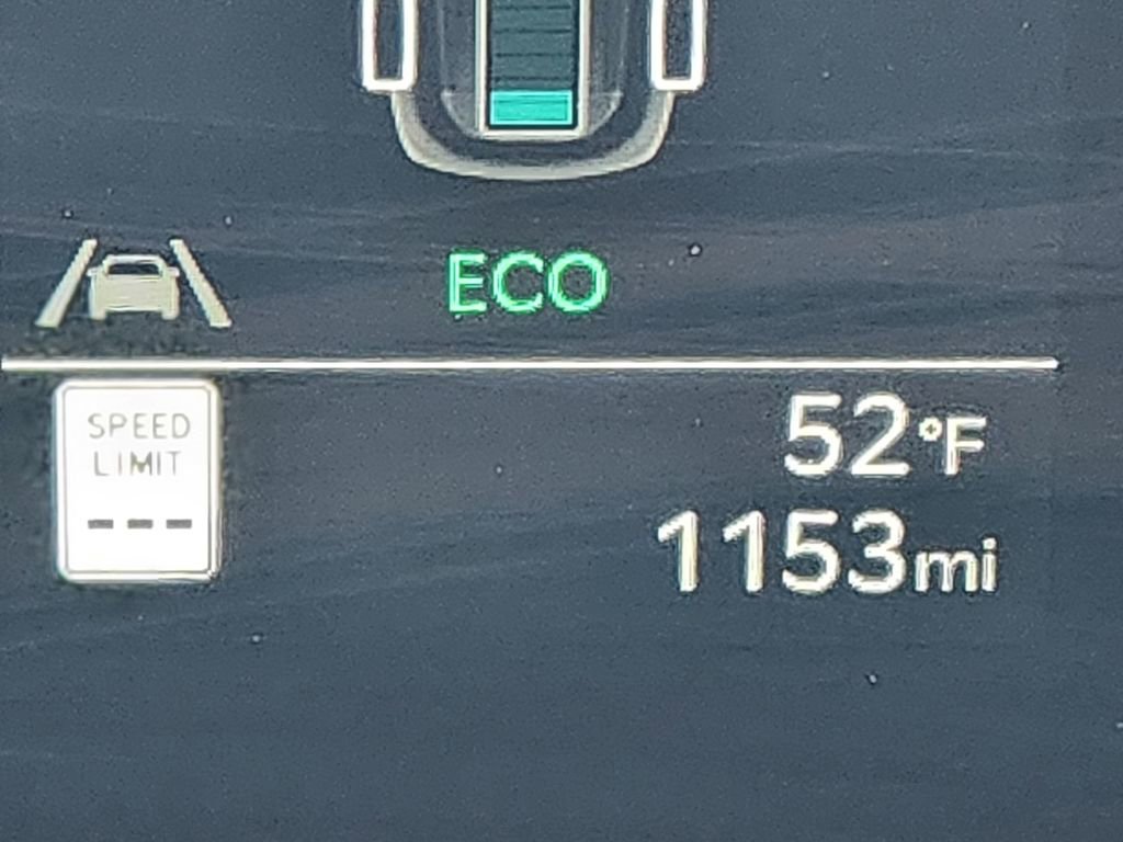 Certified 2025 Kia Sorento EX image 27