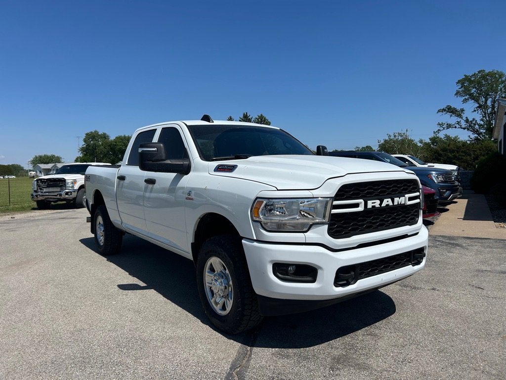 Used 2023 RAM 2500 Tradesman w/ Chrome Appearance Group AWD/4WD image 3