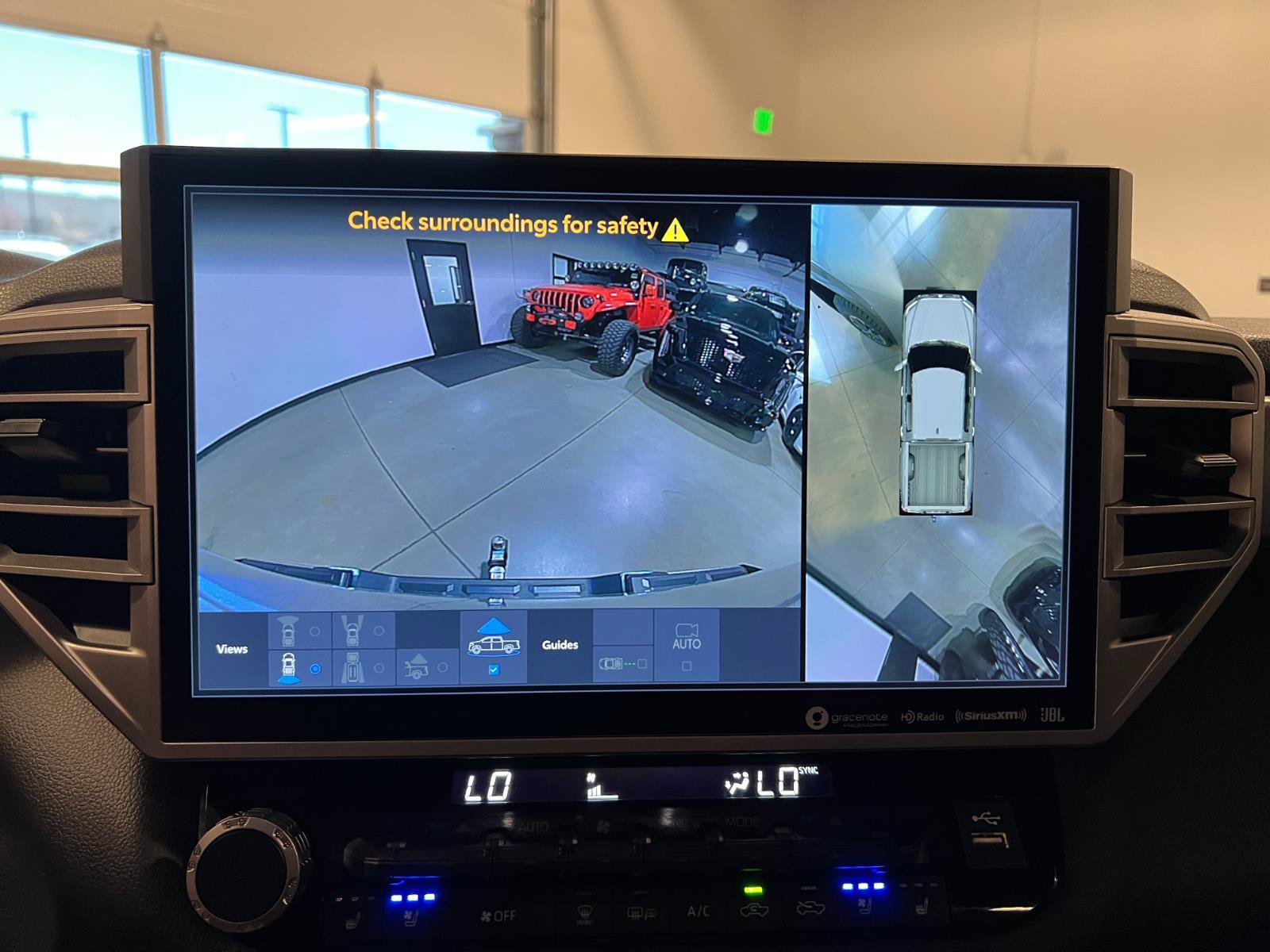 Used 2024 Toyota Tundra Limited AWD/4WD image 18