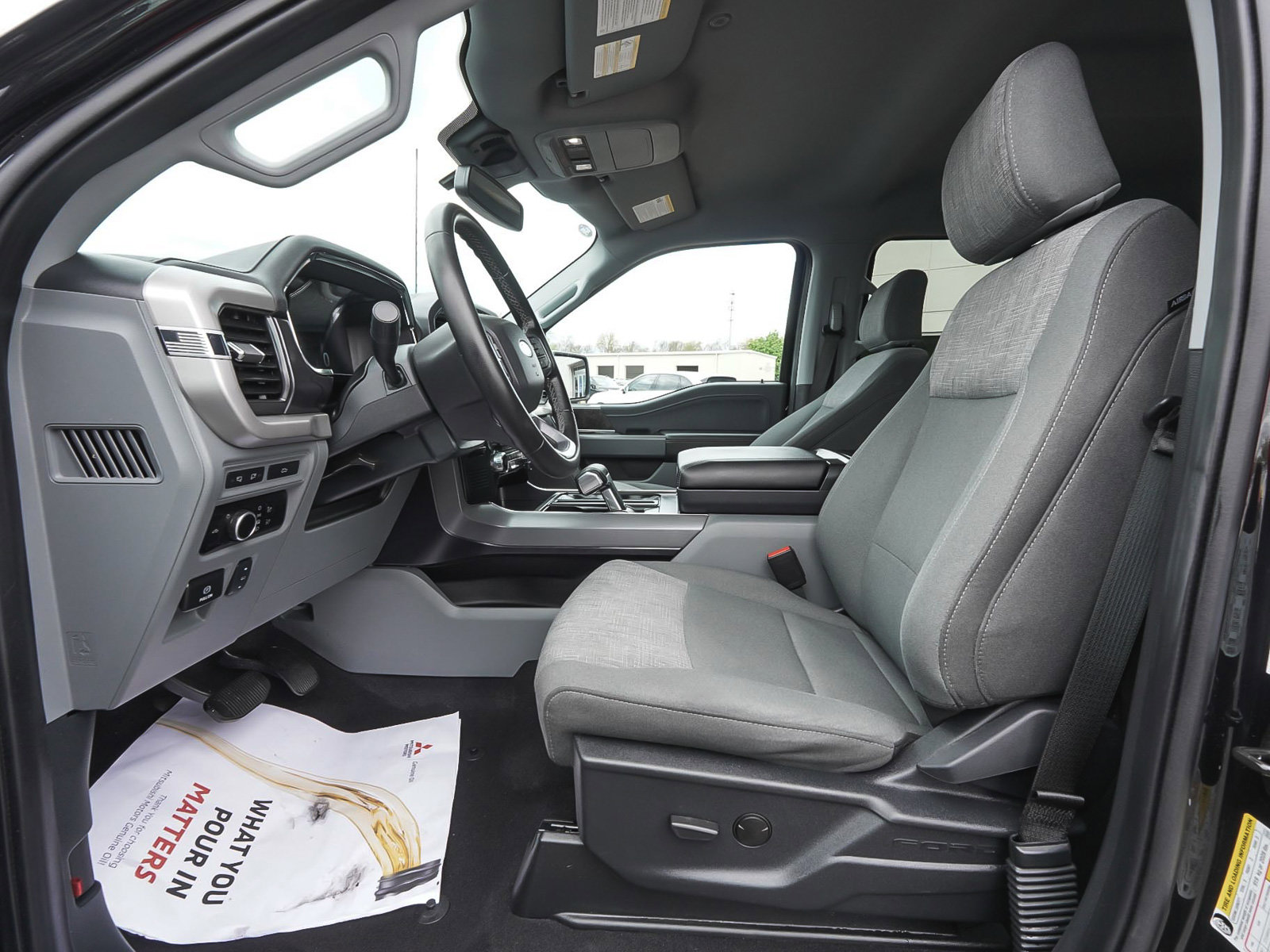 Used 2023 Ford F150 Lightning XLT AWD/4WD image 29