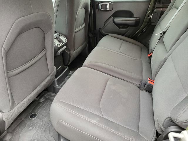 Used 2023 Jeep Wrangler Unlimited AWD/4WD image 17