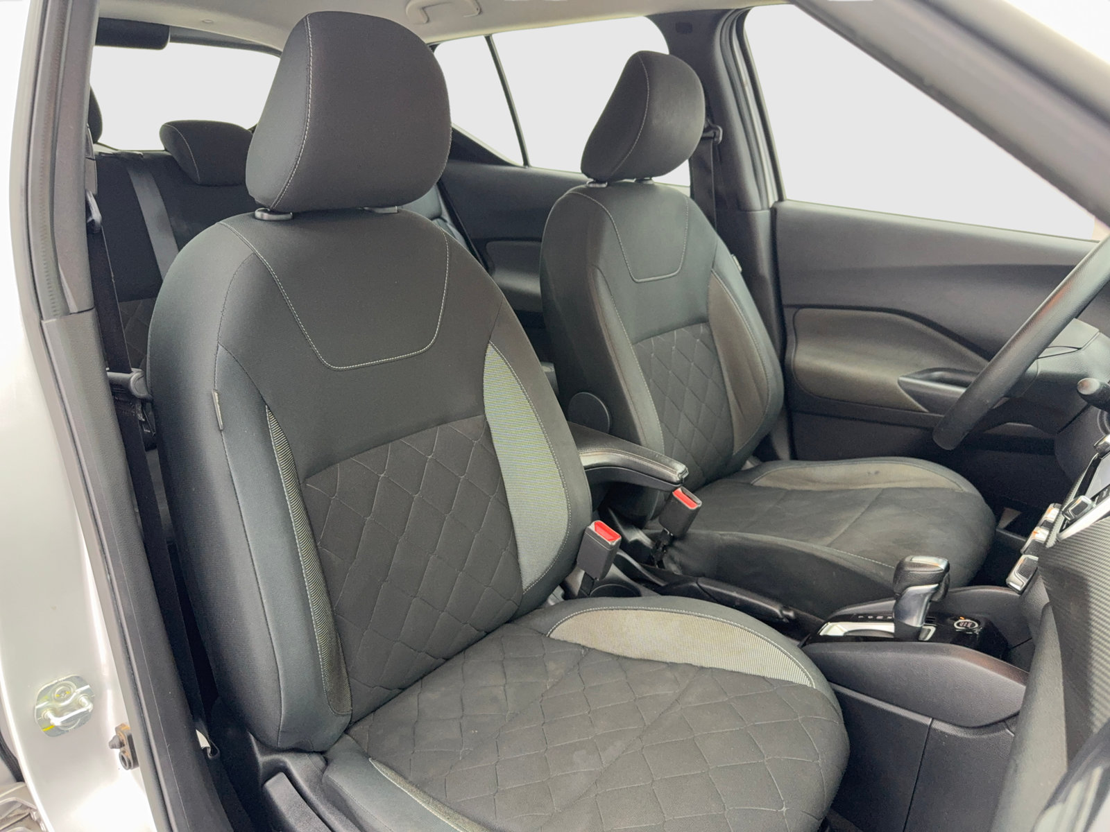 Used 2020 Nissan Kicks S FWD image 41