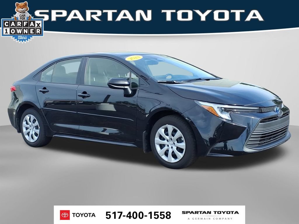 Used 2024 Toyota Corolla LE FWD image 5