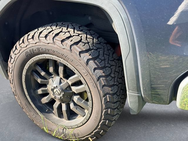 Used 2019 GMC Sierra 1500 SLE w/ SLE Value Package AWD/4WD image 9