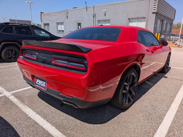 Used 2022 Dodge Challenger GT w/ Blacktop Package RWD image 4