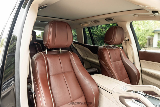 Used 2023 Mercedes-Benz Maybach GLS 600 4MATIC image 69