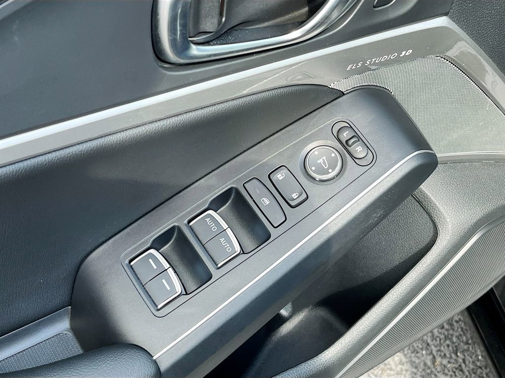 Used 2025 Acura Integra A-Spec image 18