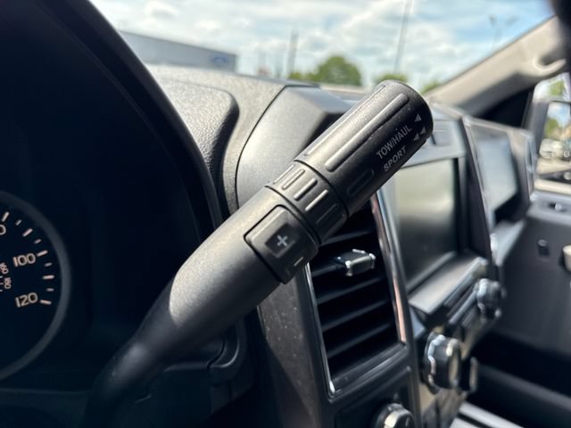 Used 2015 Ford F150 XLT w/ Equipment Group 302A Luxury AWD/4WD image 24