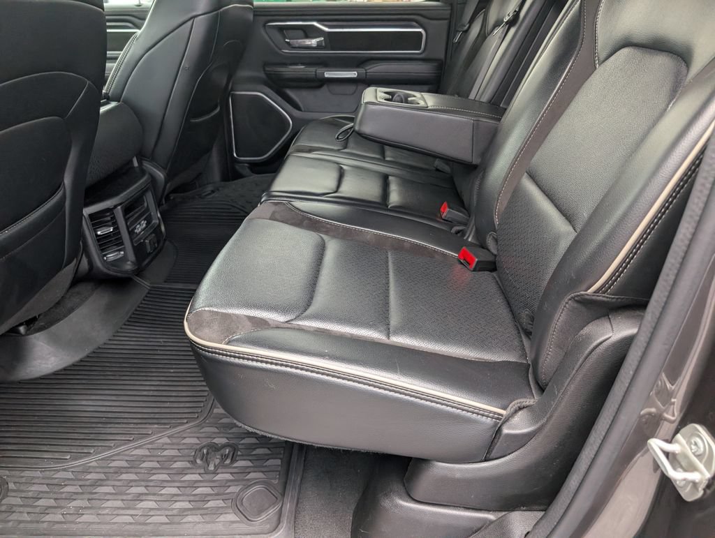 Used 2023 RAM 1500 Laramie AWD/4WD image 9