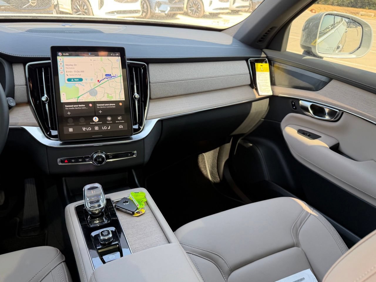 New 2026 Volvo XC90 T8 Plus AWD/4WD image 11