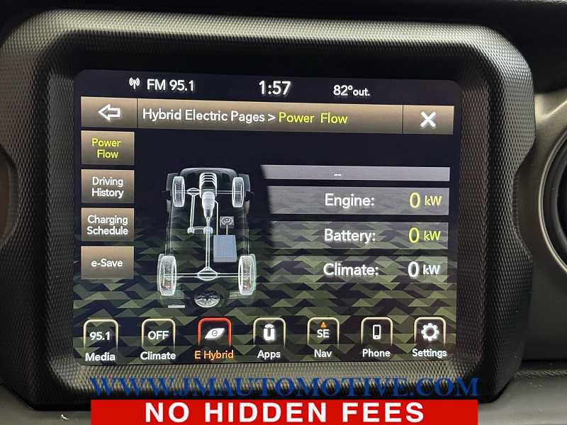 Used 2023 Jeep Wrangler Unlimited w/ Sun & Screen Package AWD/4WD image 26