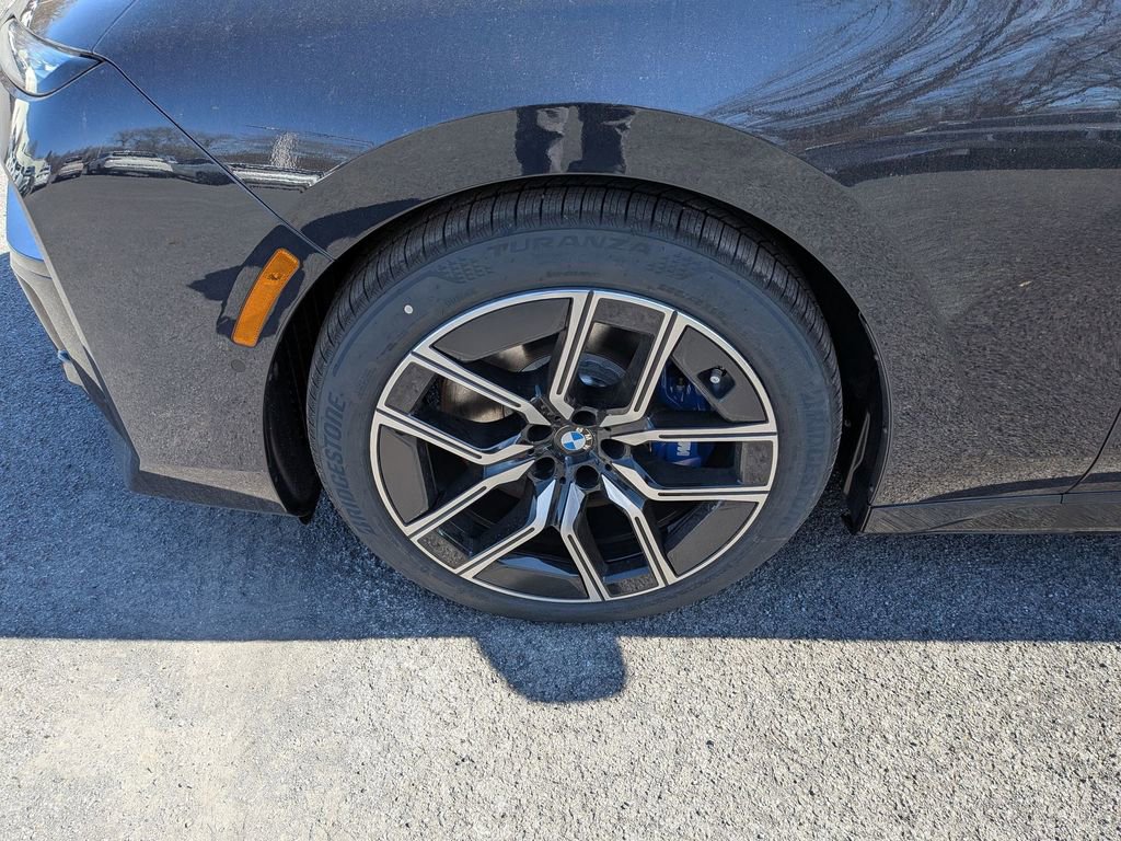 New 2026 BMW 760i xDrive w/ Executive Package image 26