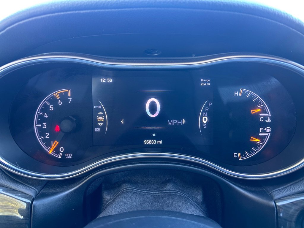 Used 2014 Jeep Grand Cherokee Overland w/ Trailer Tow Group IV image 18