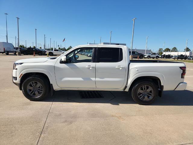 Certified 2025 Nissan Frontier SV w/ SV Convenience Package image 8