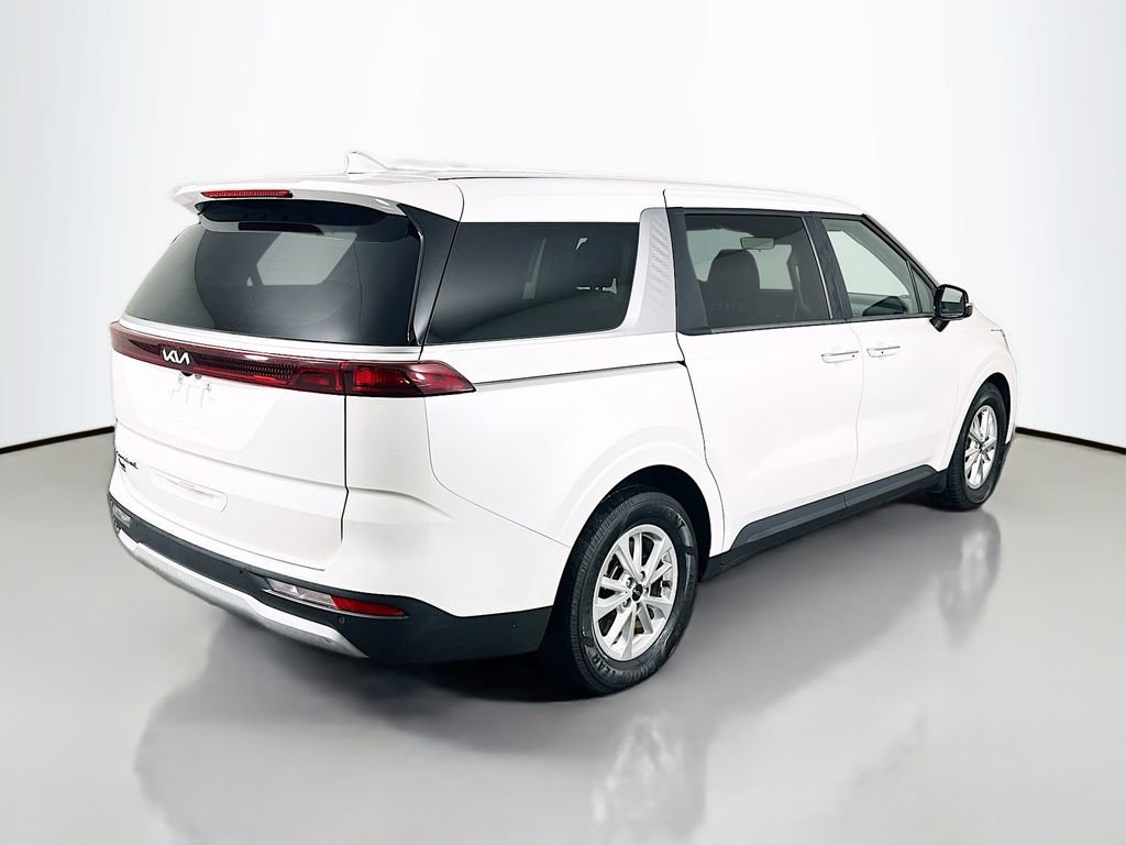 Used 2022 Kia Carnival LX FWD image 7