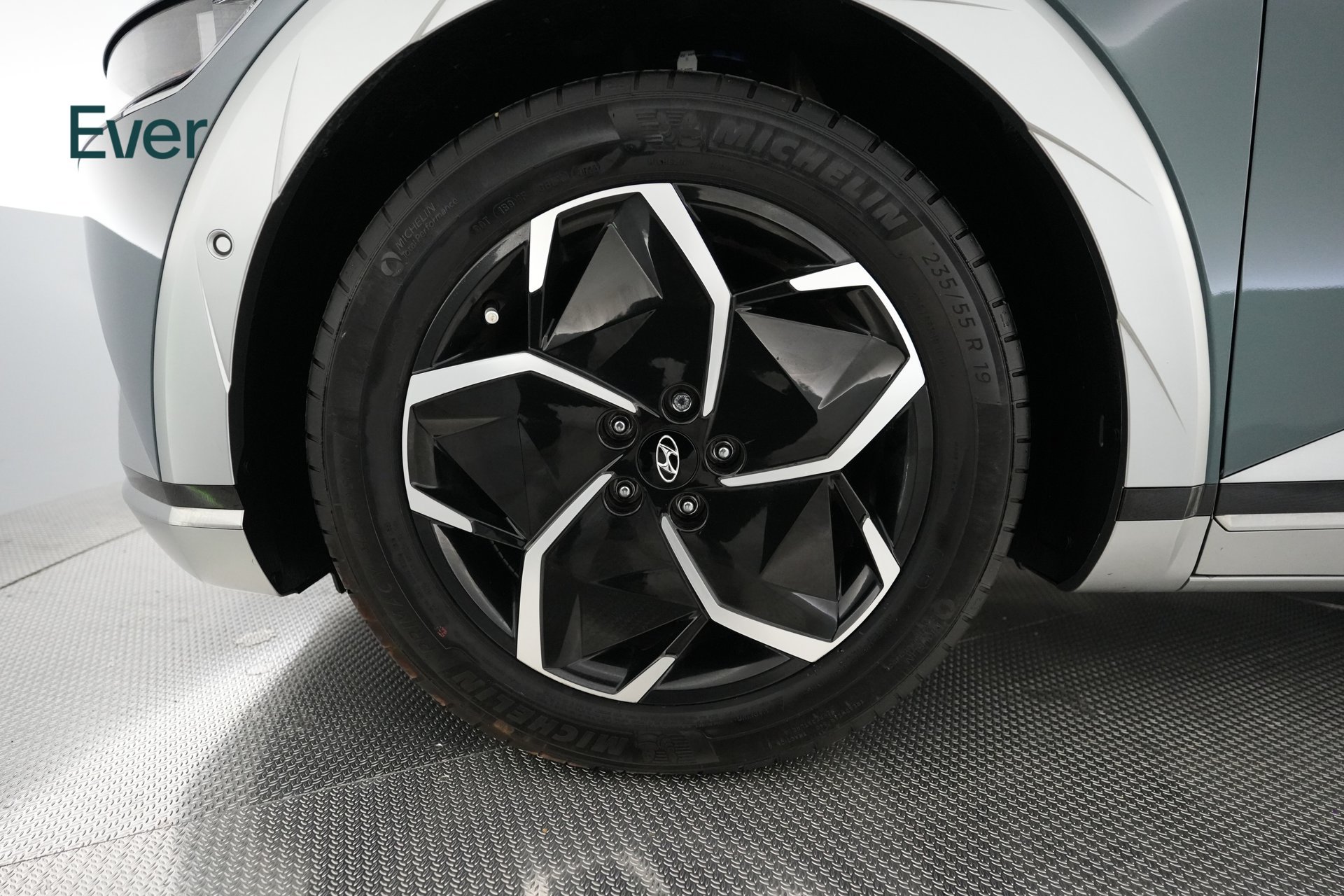 Used 2024 Hyundai Ioniq 5 Limited RWD image 19