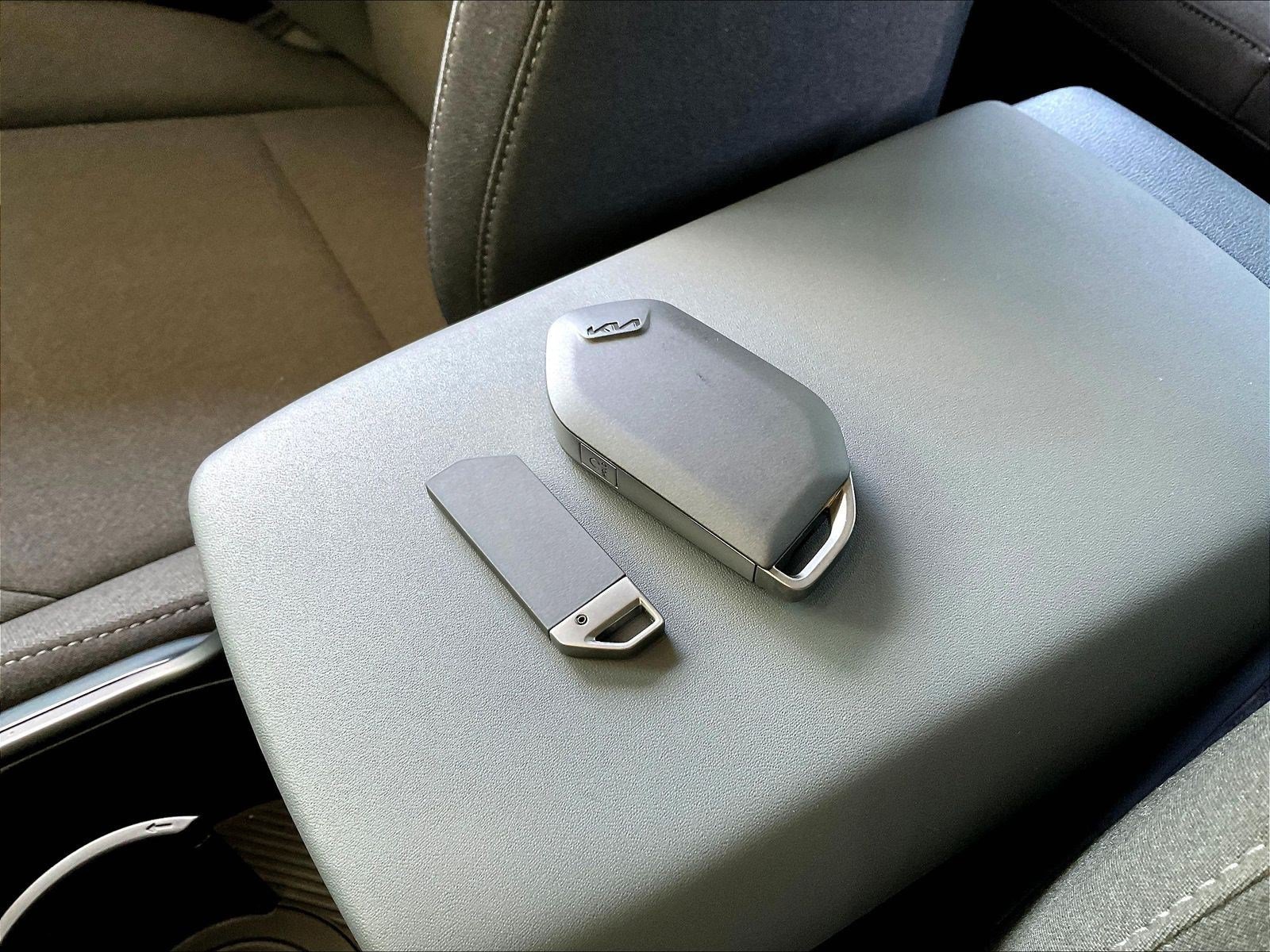 Used 2025 Kia K4 FWD image 32