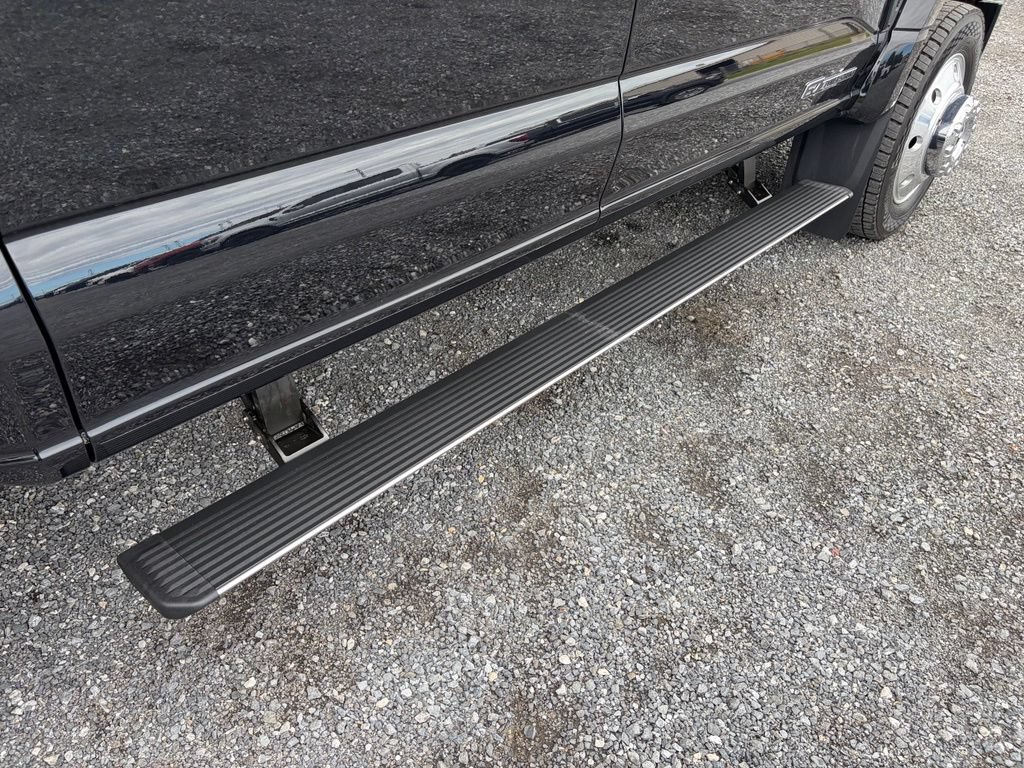 Used 2026 Ford F450 Platinum AWD/4WD image 22