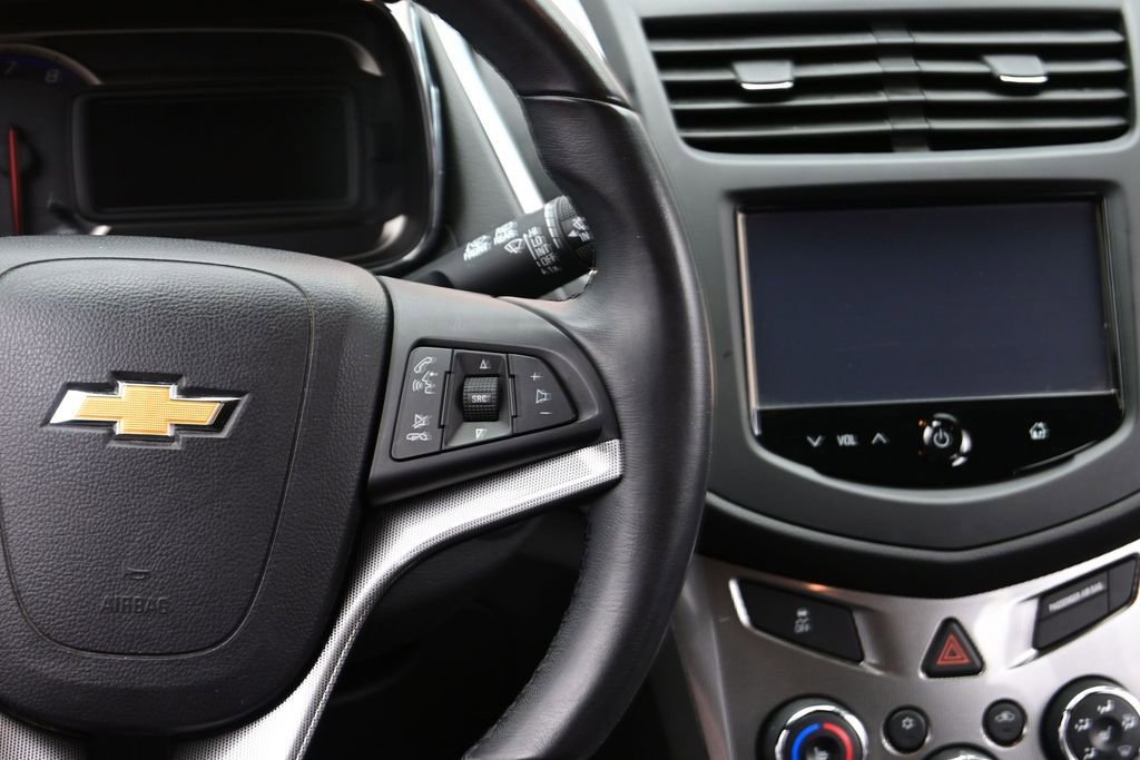 Used 2015 Chevrolet Trax LTZ AWD/4WD image 29