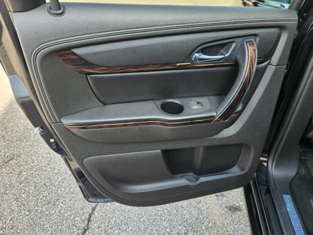 Used 2014 GMC Acadia Denali AWD/4WD image 13