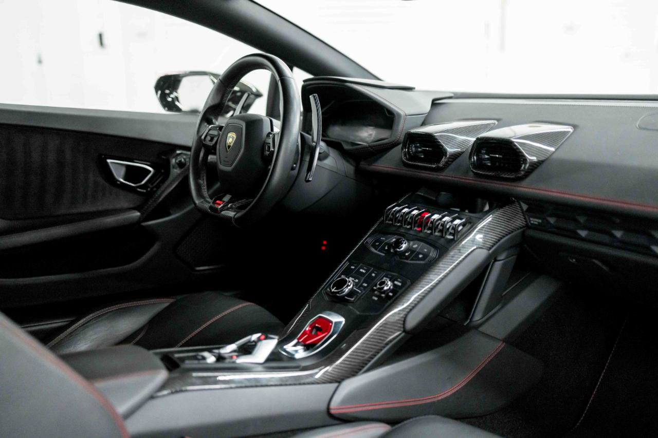 Used 2015 Lamborghini Huracan LP 610-4 image 55