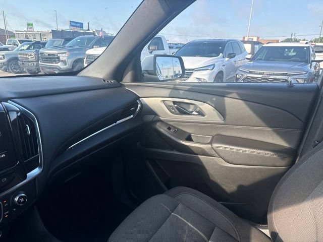 Used 2022 Chevrolet Traverse LT AWD/4WD image 22