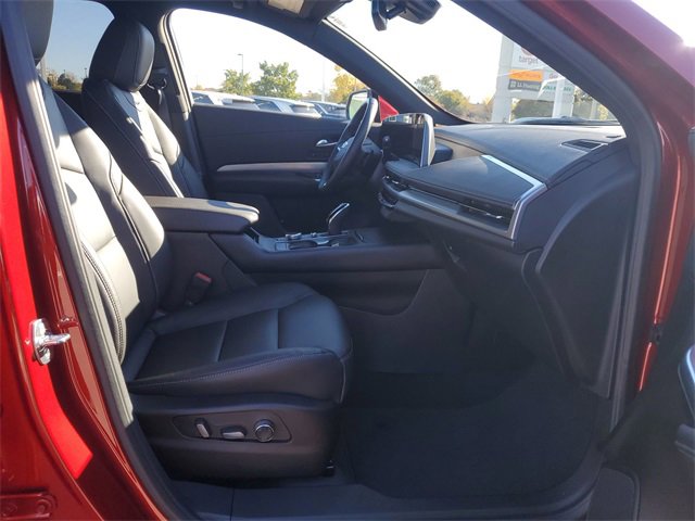 Certified 2024 Cadillac XT4 Premium Luxury image 27