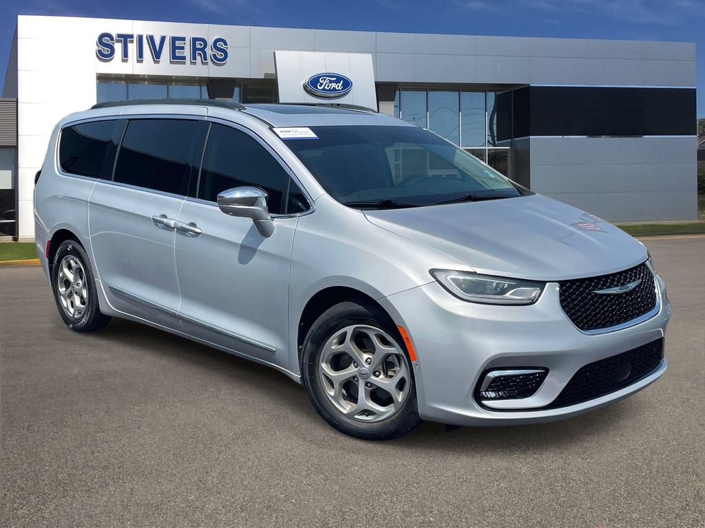 Used 2022 Chrysler Pacifica Limited