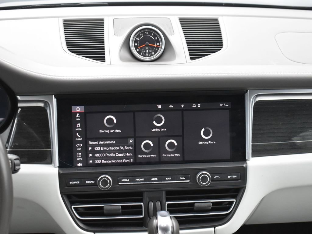 Used 2020 Porsche Macan Turbo image 22