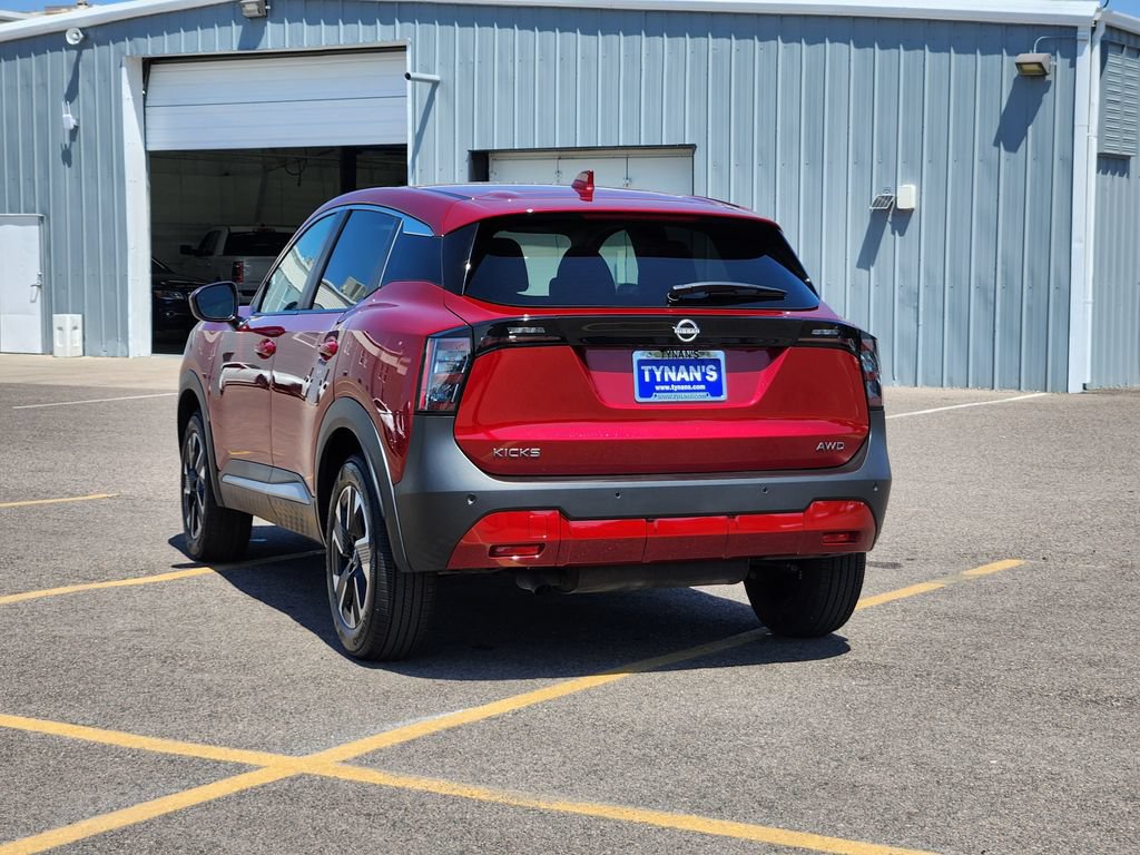 Certified 2025 Nissan Kicks SV AWD/4WD image 5
