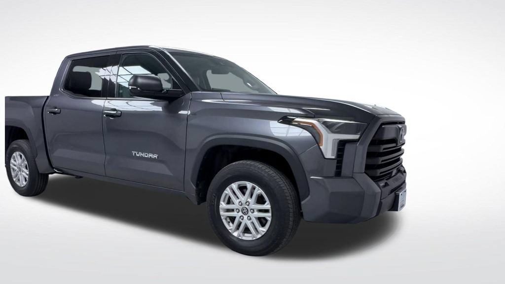 Used 2023 Toyota Tundra SR5 w/ SR5 Premium Package AWD/4WD image 2