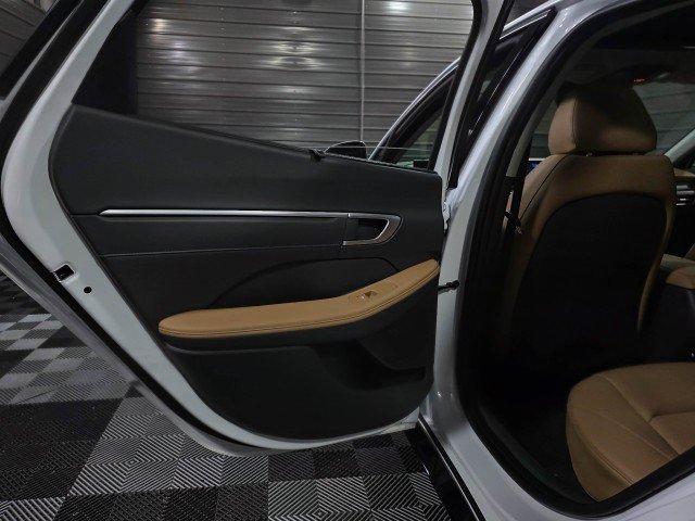 Used 2025 Hyundai Sonata Limited FWD image 39