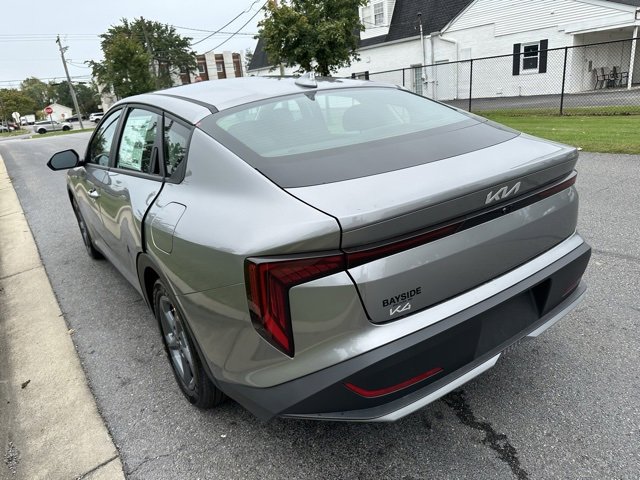 New 2025 Kia K4 LXS image 13